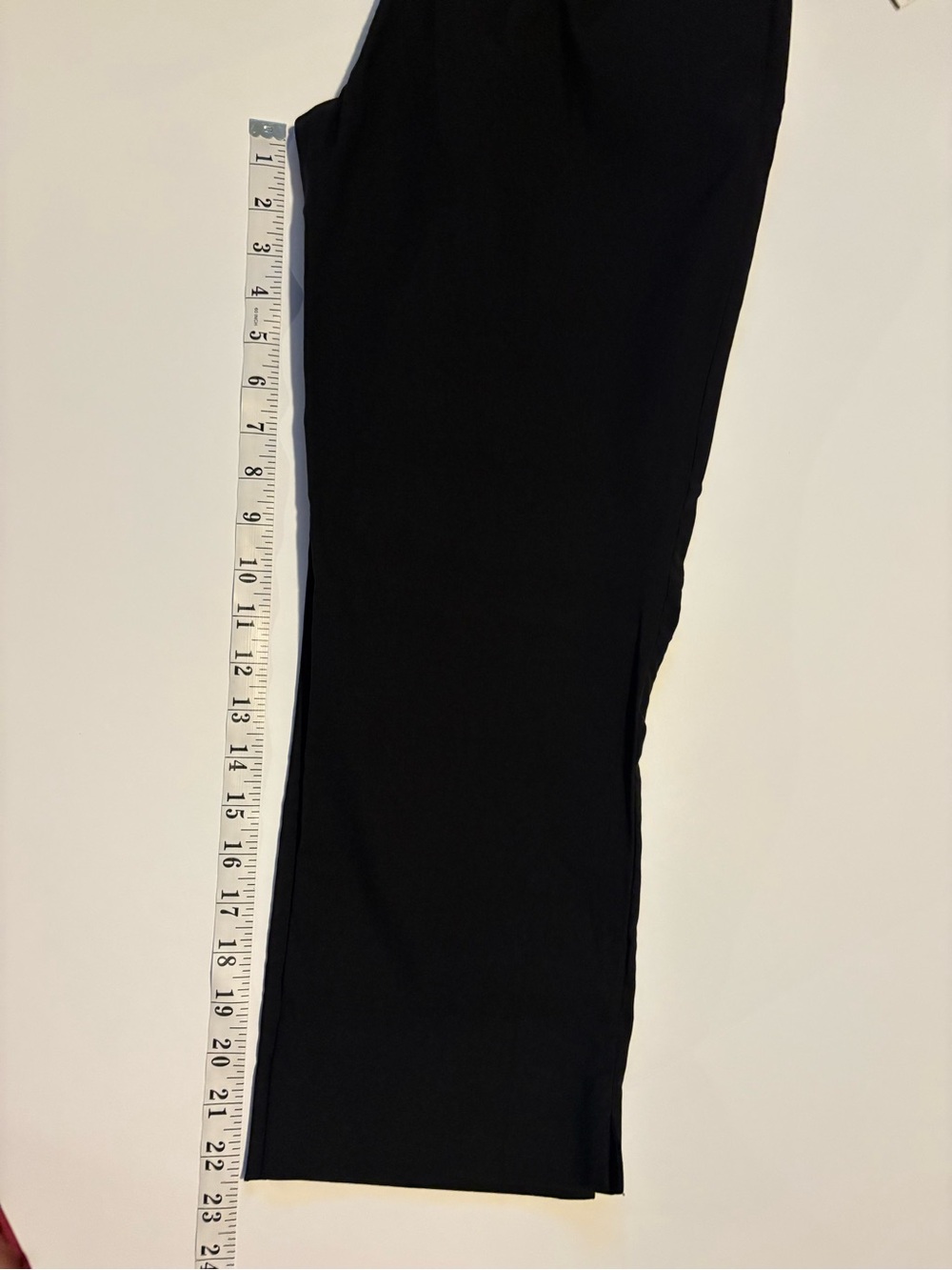Hilary Radley EcoCosy NWT Pull-On Black Capri Pants Tummy Control Sz 10. - Picture 7 of 9